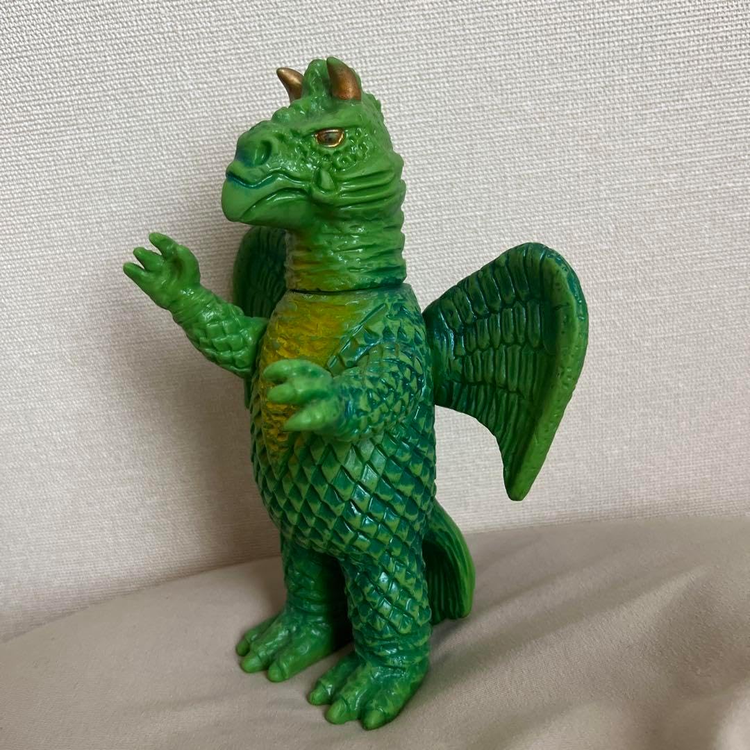 ヒドラ「ウルトラマン」登場怪獣（ブルマァク復刻）ソフビフィギュア ヒドラ「ウルトラマン」登場怪獣（ブルマァク復刻）ソフビフィギュア